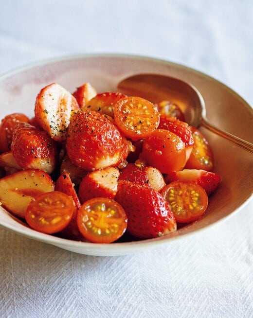 トマトとイチゴのサラダ