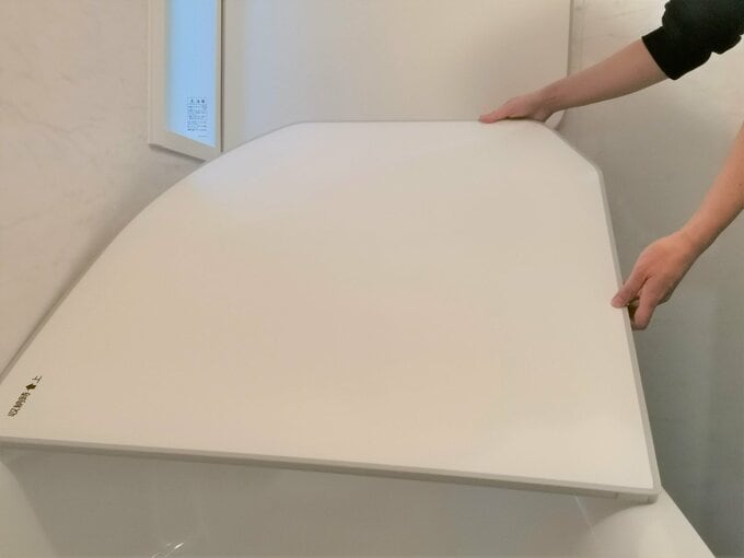 風呂フタの上げ下げ