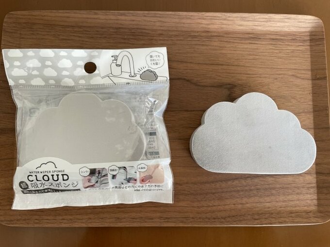 100円の雲の形がかわいい 超吸収 スポンジ 洗面台がつねにピカピカに Esseonline エッセ オンライン