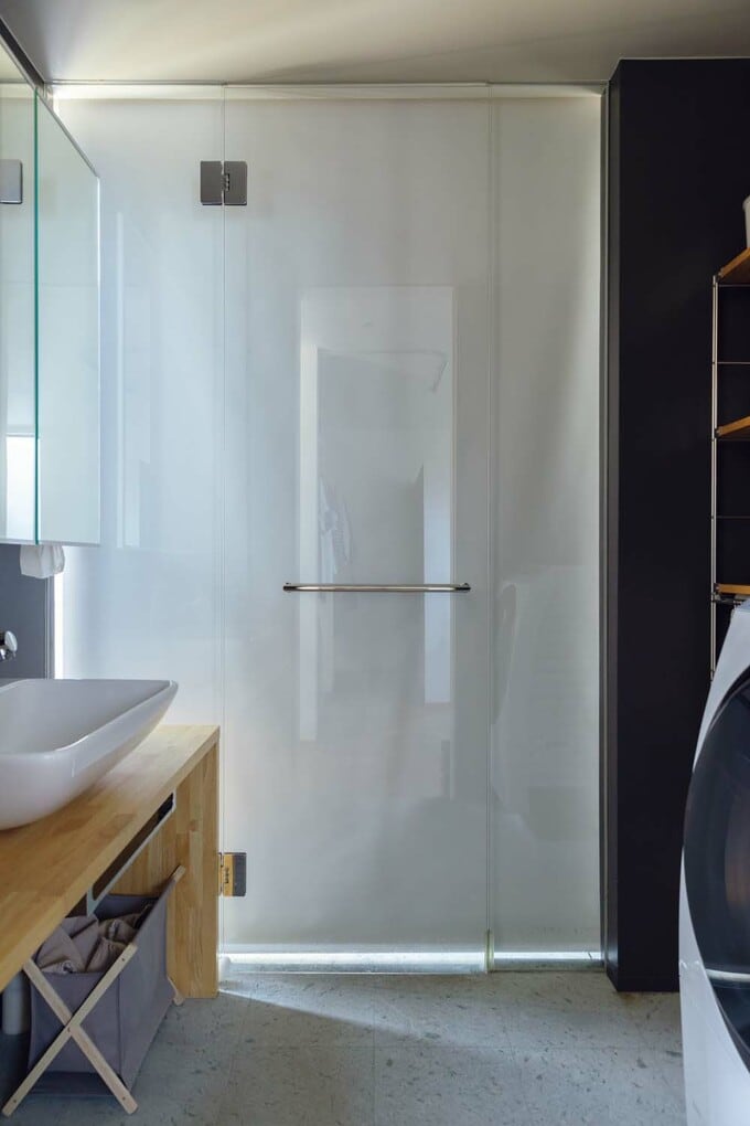 ロールスクリーンも設置