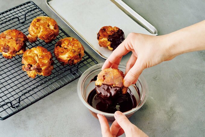 クラッカンにチョコレート