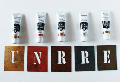 メタリックカラー