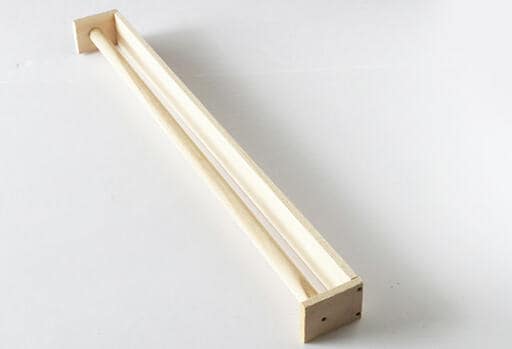 丸棒とつまみを固定する