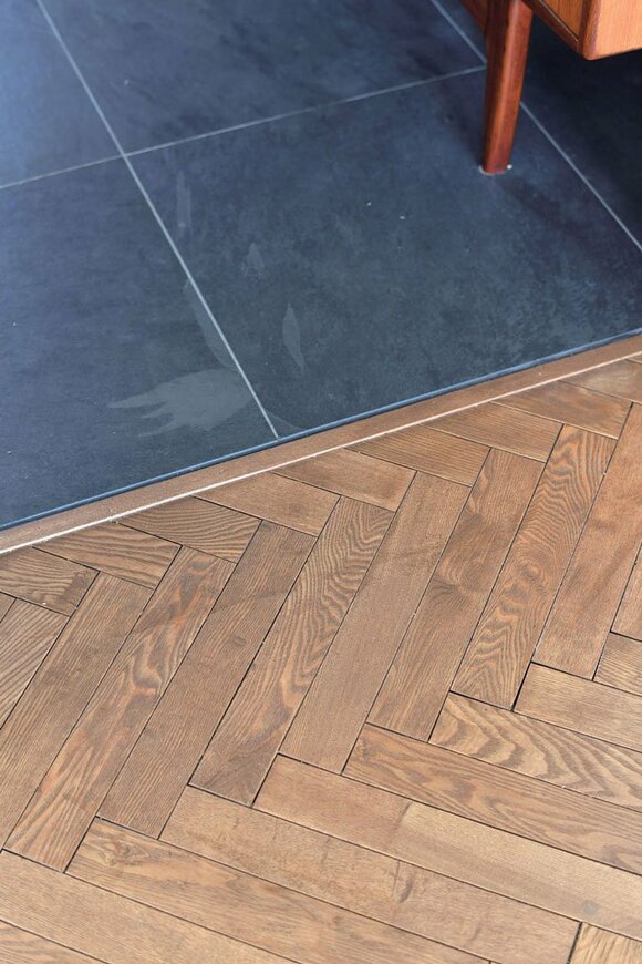 キッチン床リビング床境目