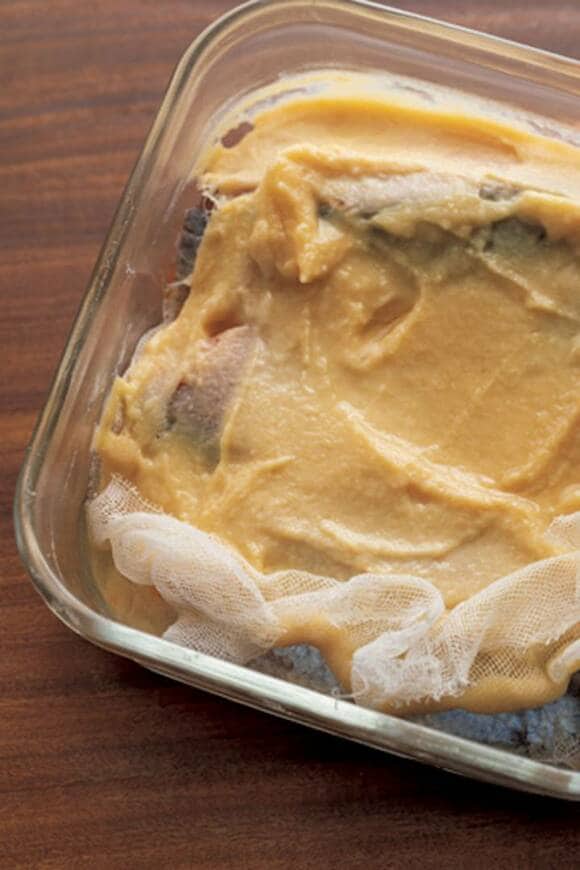 鮭にお味噌をしっかり付けたところ