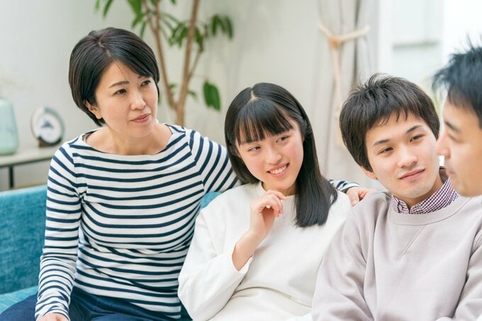 自己肯定感が低い女性