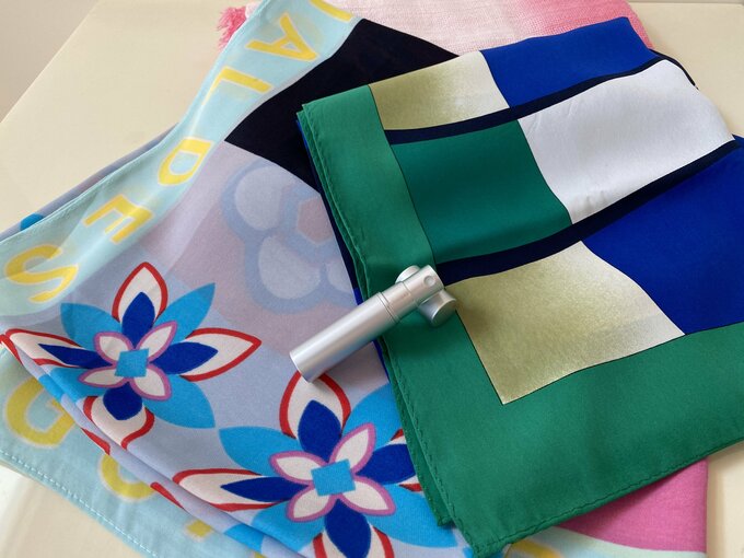 朝倉さんスカーフ