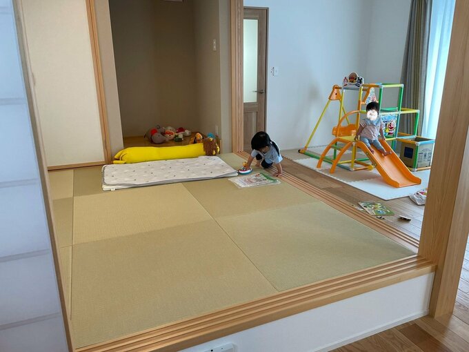 キッチンから見た小上がり