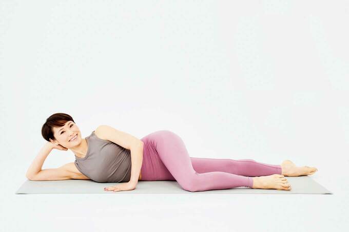 ながらでも効果的に太ももを刺激!サイドリフト