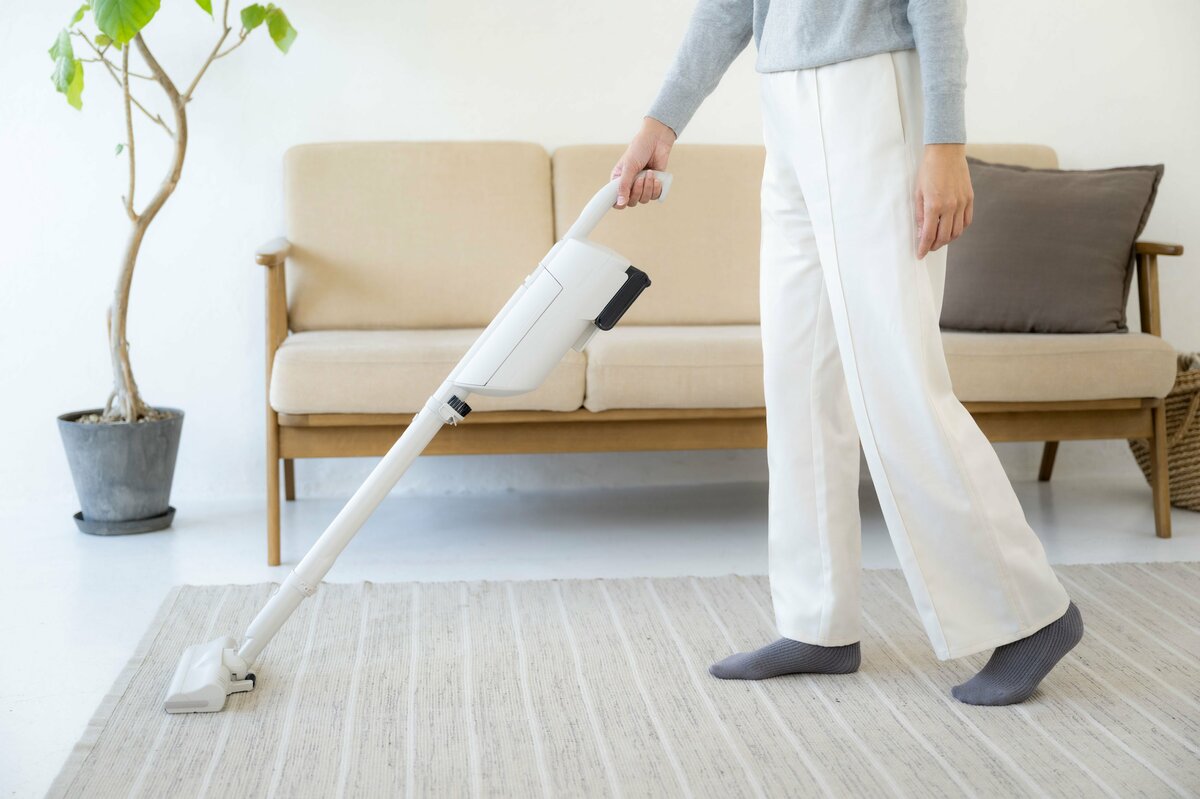 サッと掃除もまとめ掃除もおまかせ！「強力吸引」なのに軽い最新