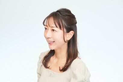 50代きちんと日の髪型。簡単で失敗ナシな「きれい見えハーフアップ」