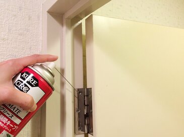【DIY】扉がきしむ音がする…これで解決！プロが教える3つの修理法