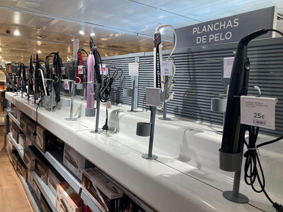 ドライヤー・ヘアスタイリング用品