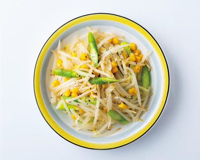 モヤシとアスパラ、コーンのバター炒め