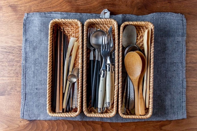 分類してカゴに入れて