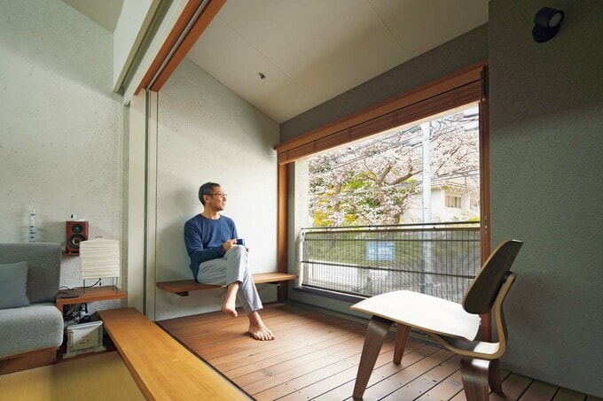 バルコニーのベンチ