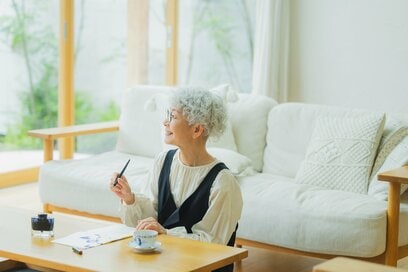 60代ミニマリストが「使うのをやめてよかったもの」。バスタオルや水きりカゴも必要なし