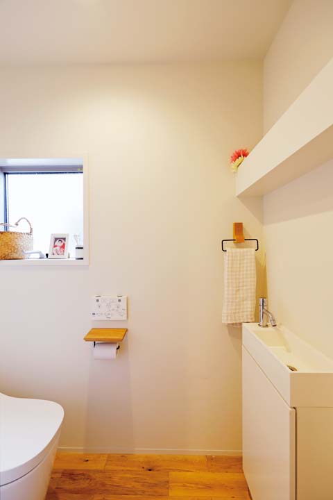 上品な内装のトイレ