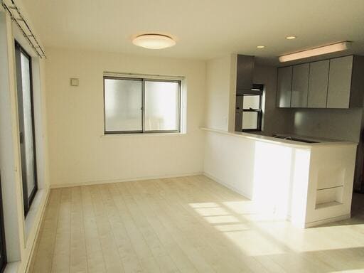 内覧時のリビングの様子