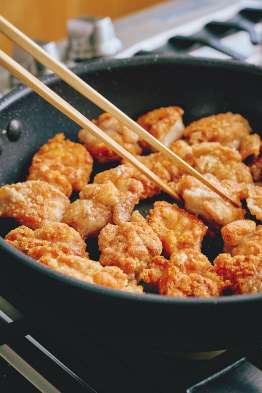 2色チキンの調理過程