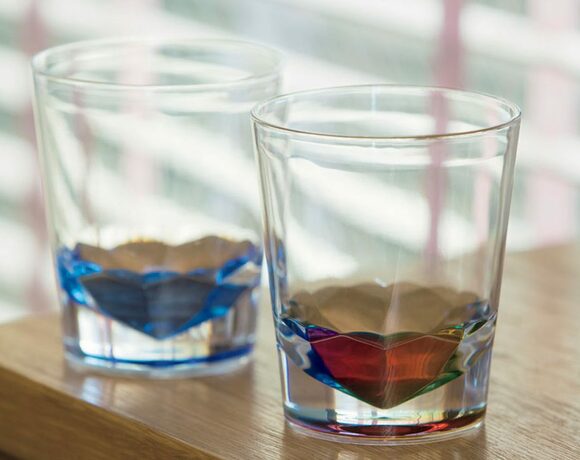 高見えなのに、落としても 割れにくいグラス