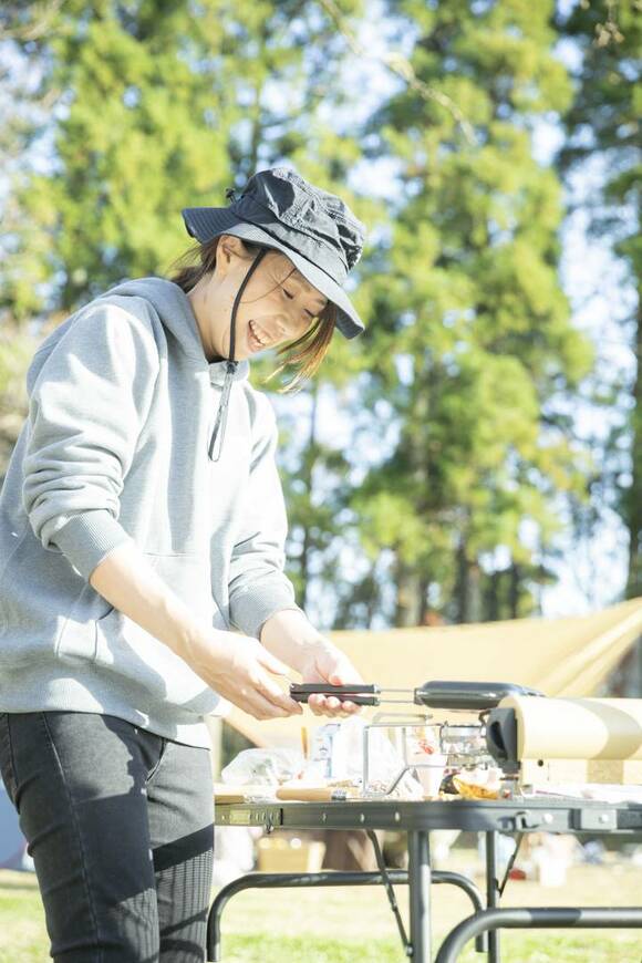 帽子をかぶった女性