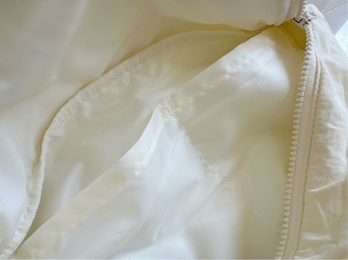 ソフトナイロンウエストバッグの内ポケット