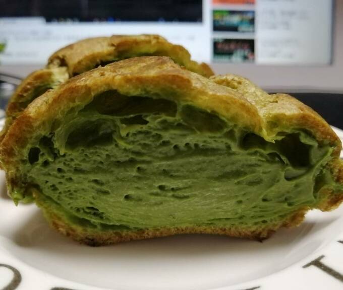 宇治抹茶シュークリーム断面