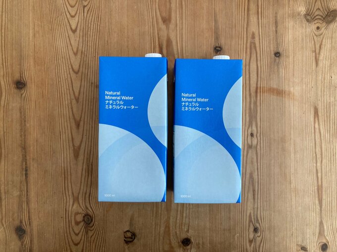 ミネラルウォーターのパッケージ