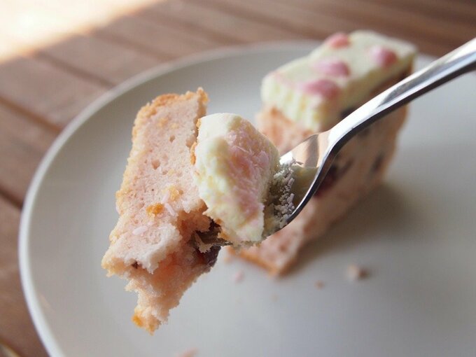 さくらとベリーのパウンドケーキ