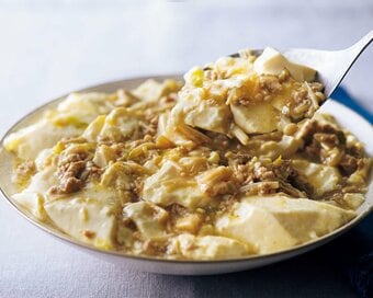 さっぱり食べられるエノキの和風麻婆。腸活にもうれしいレシピ