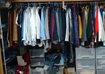 片づけられない人間時代のクローゼット