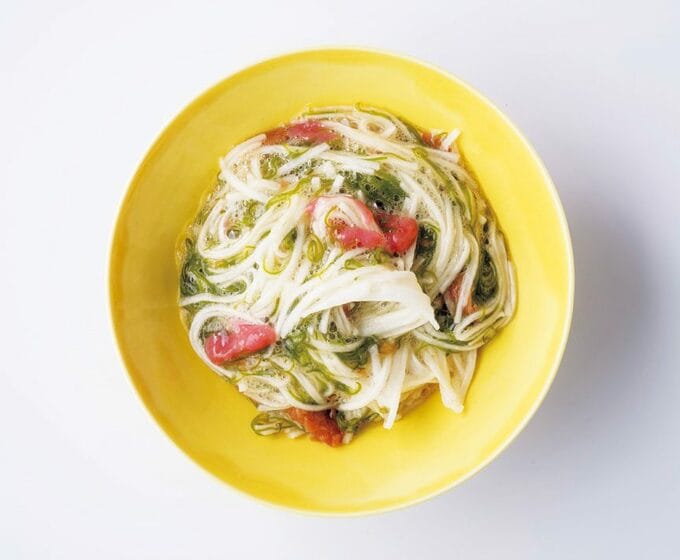 メカブと長イモの梅しょうゆあえ