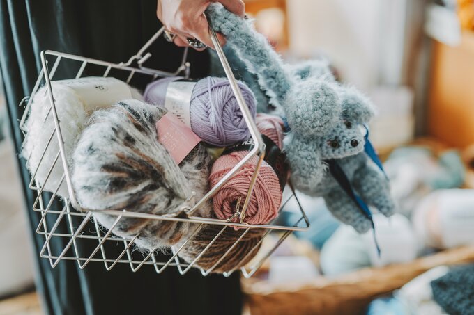 毛糸と犬モチーフのバッグ※『Ame’s Crochet Animals ―かぎ針編みのどうぶつたち―（扶桑社刊）』より