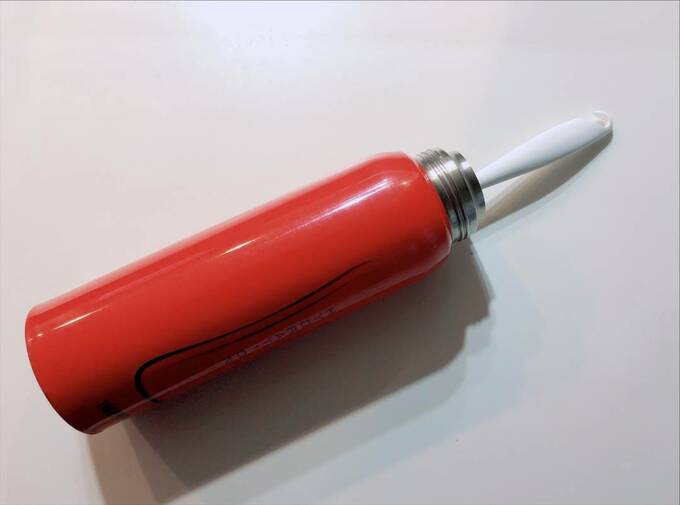 水筒にボトルブラシ