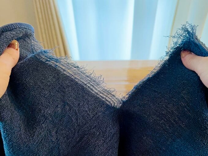 タオルを手で裂く