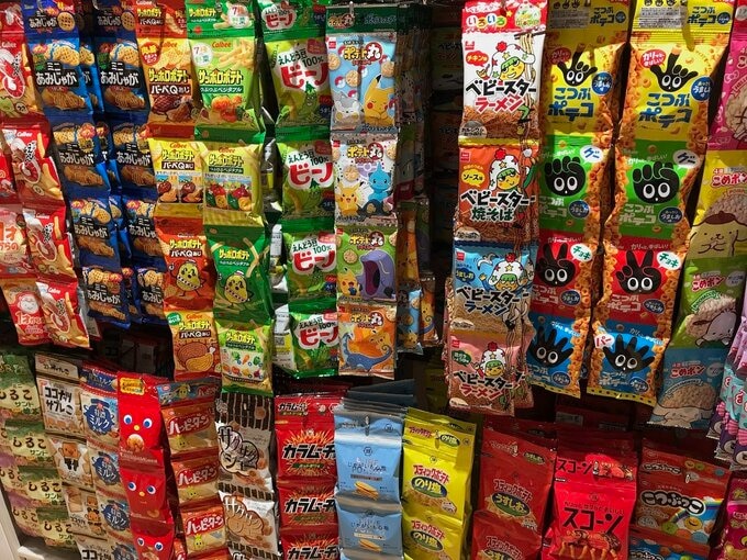 お菓子売り場