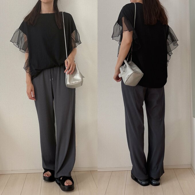 ゆったりめのトップスとも相性抜群