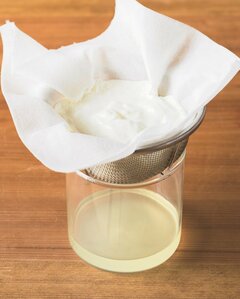 水きり塩ヨーグルトのつくり方