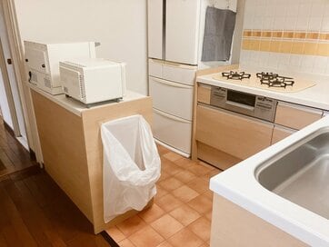 「あって当たり前」だと思っていたキッチンのゴミ箱。処分したメリット・デメリット