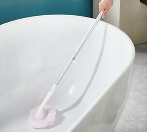 50代からのコスパ最強「掃除＆洗濯」グッズ4つ。腰が痛くならないお風呂ブラシも