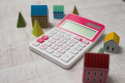 両親が他界して実家を相続。「売る」と「貸す」なら、どっちがおトク？