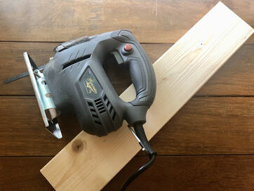 カインズのジグソー（電動ノコギリ）が評判。3000円以下で初心者にも