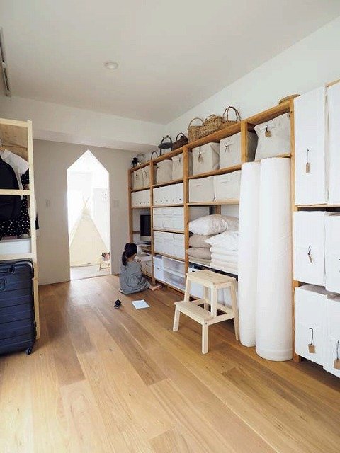 三角アーチのユニークな開口