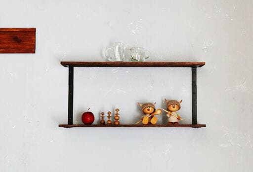 100均アイテムを組み合わせてつくった北欧風シェルフ