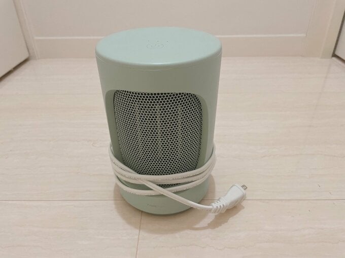 だれも使っていない未使用卓上ヒーター