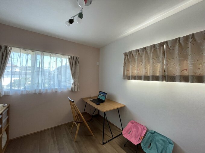 二女の部屋を夫の書斎にした