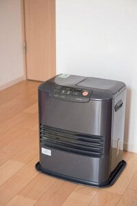 石油ファンヒーターを併用