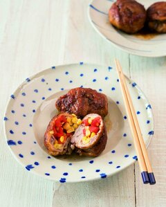 トウモロコシとパプリカの豚肉包み