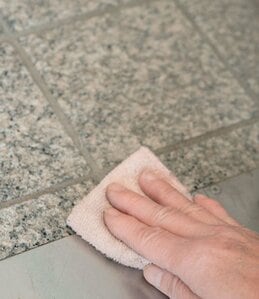 金具もふいて光らせる!